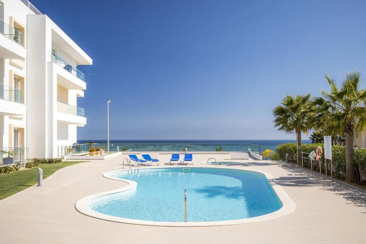 5 Beach View Apartment In Porto De Mos 150 Metres From The Beach! Lagos